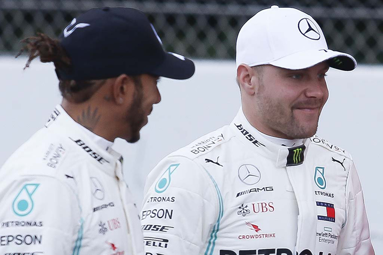 メルセデスF1がドライバーとの契約延長を進められない裏事情