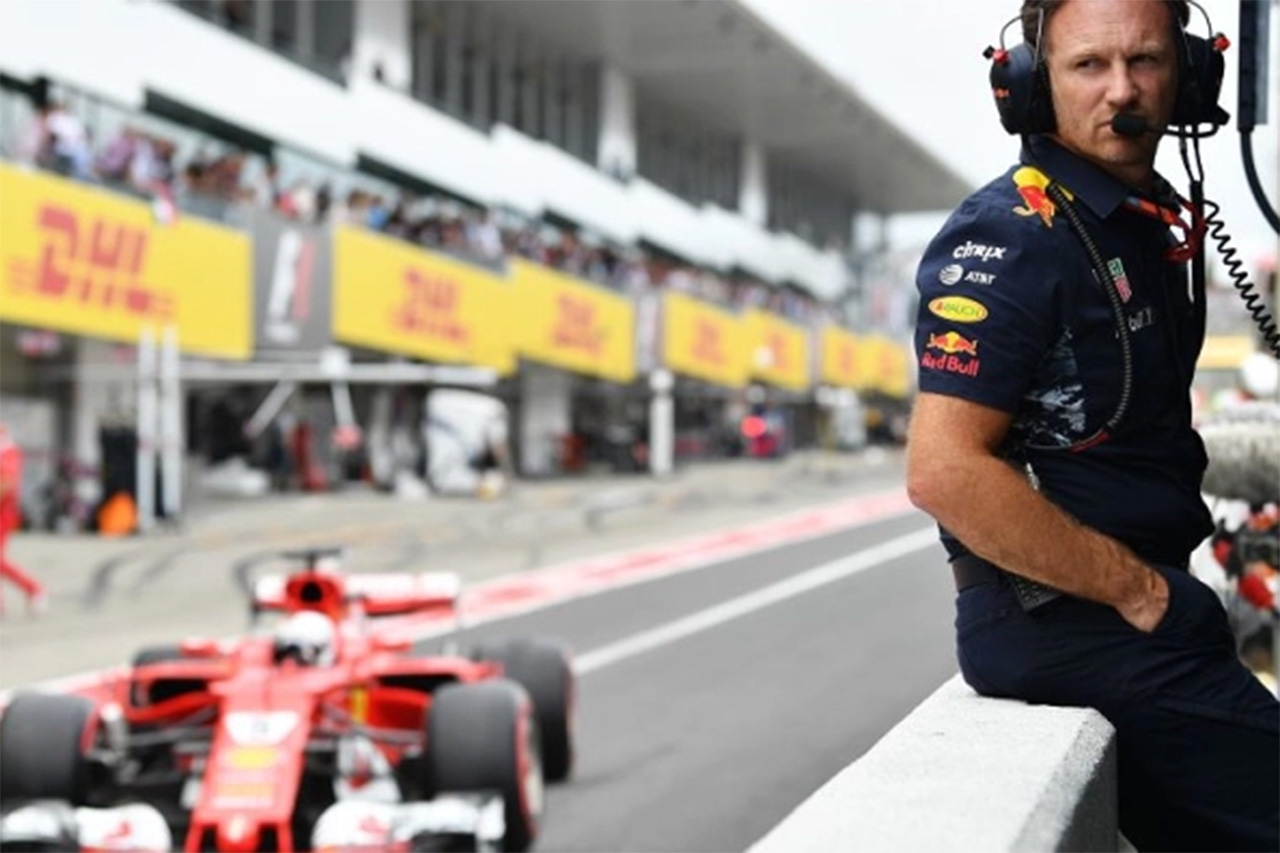 レッドブルF1代表、ベッテルのメルセデスF1移籍の噂を煽る