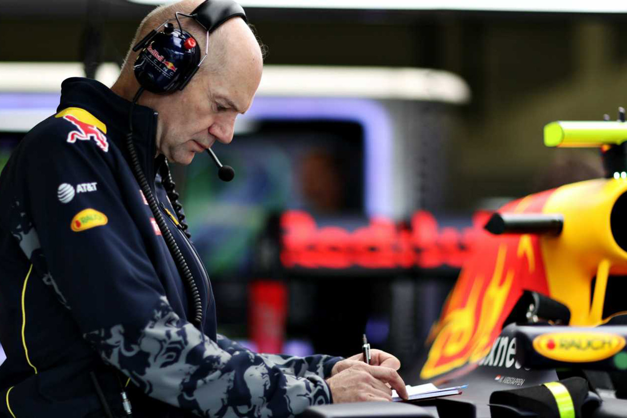 「ニューウェイはフェルスタッペンとホンダF1に期待している」