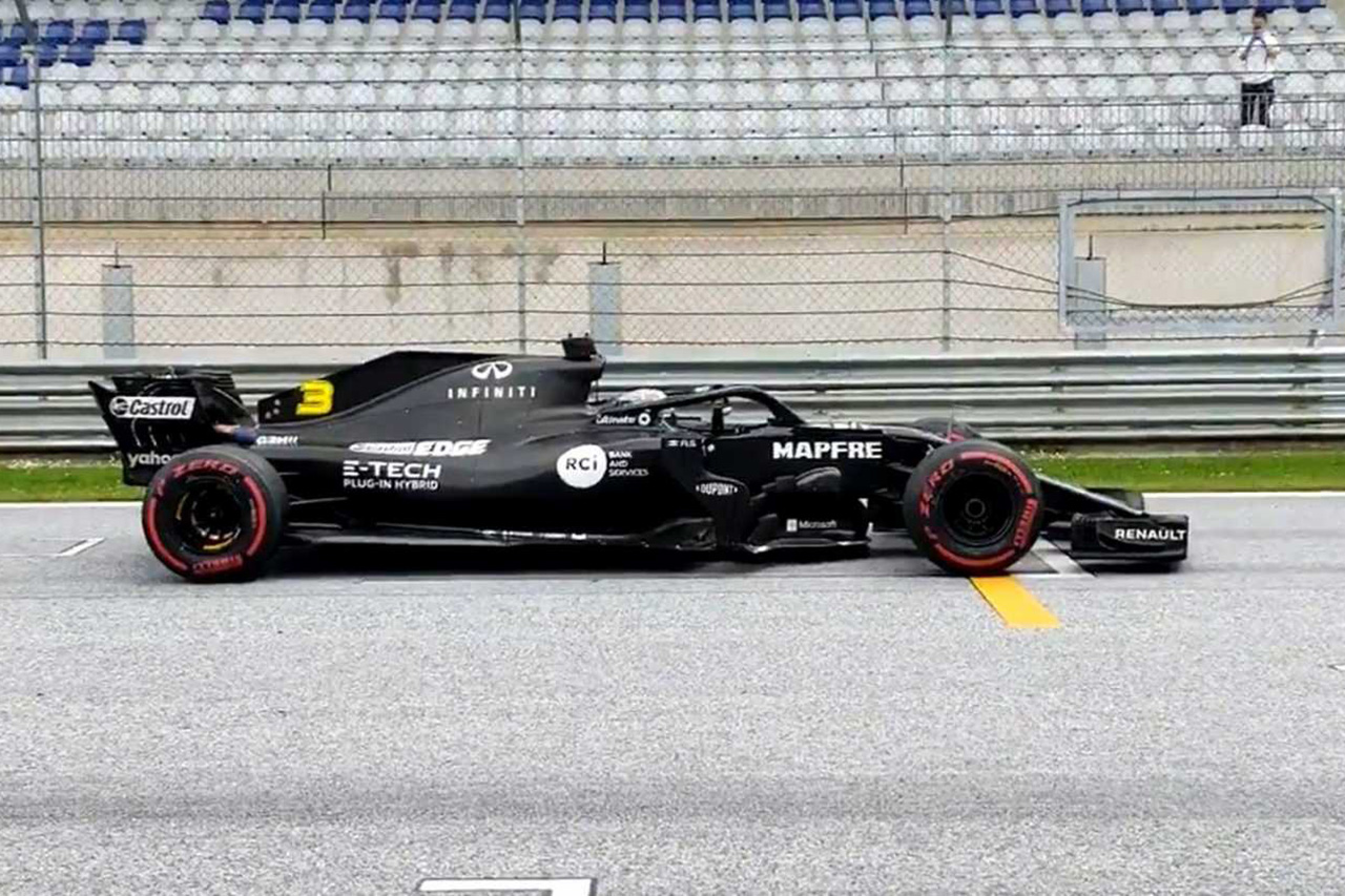 ルノーF1、2年落ちのマシンに2020年型エンジン搭載説を否定