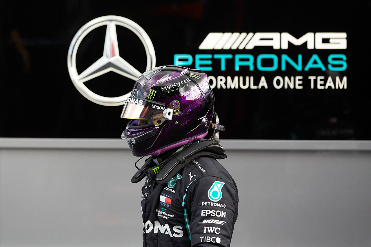メルセデスF1 「ルイス・ハミルトンへの5秒ペナルティは厳しすぎる」