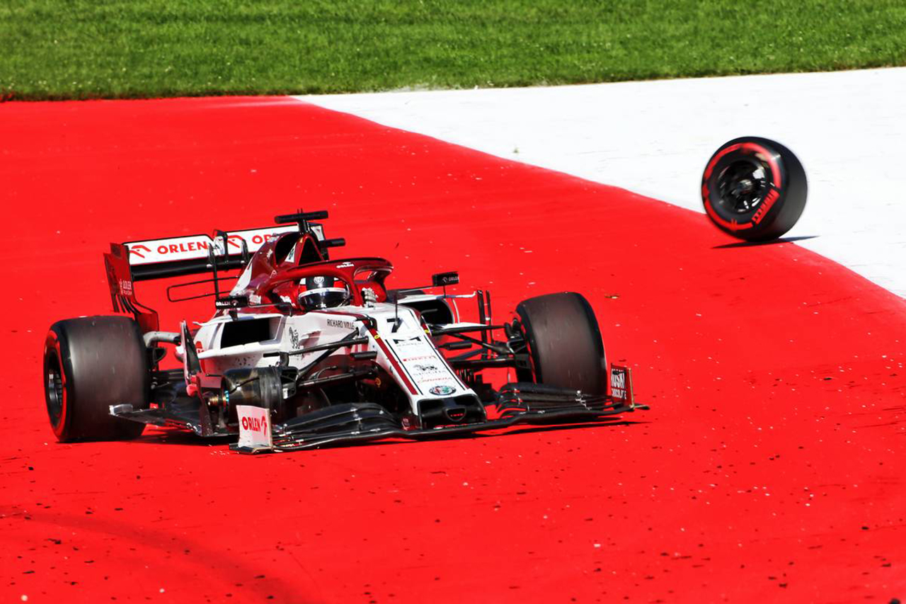アルファロメオF1、キミ・ライコネンのタイヤ脱落事故で罰金処分