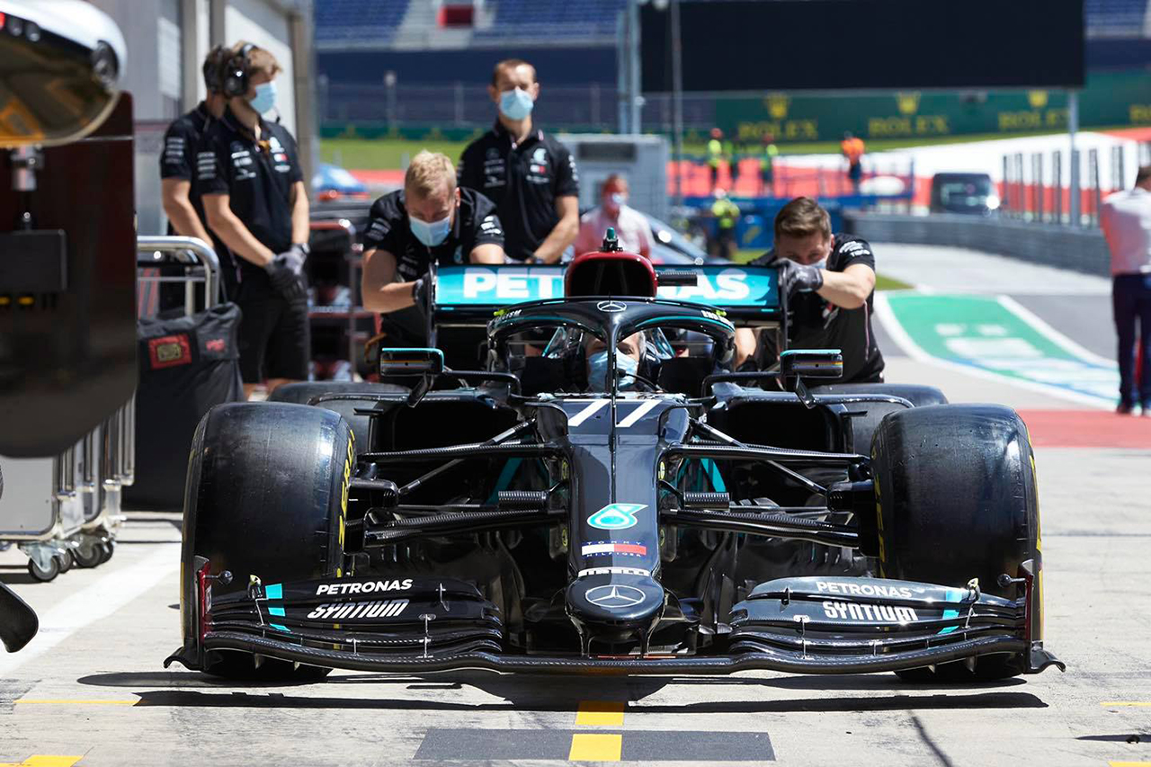 メルセデスF1、オーストリアGPでのギアボックス問題は“電気ノイズ”が原因