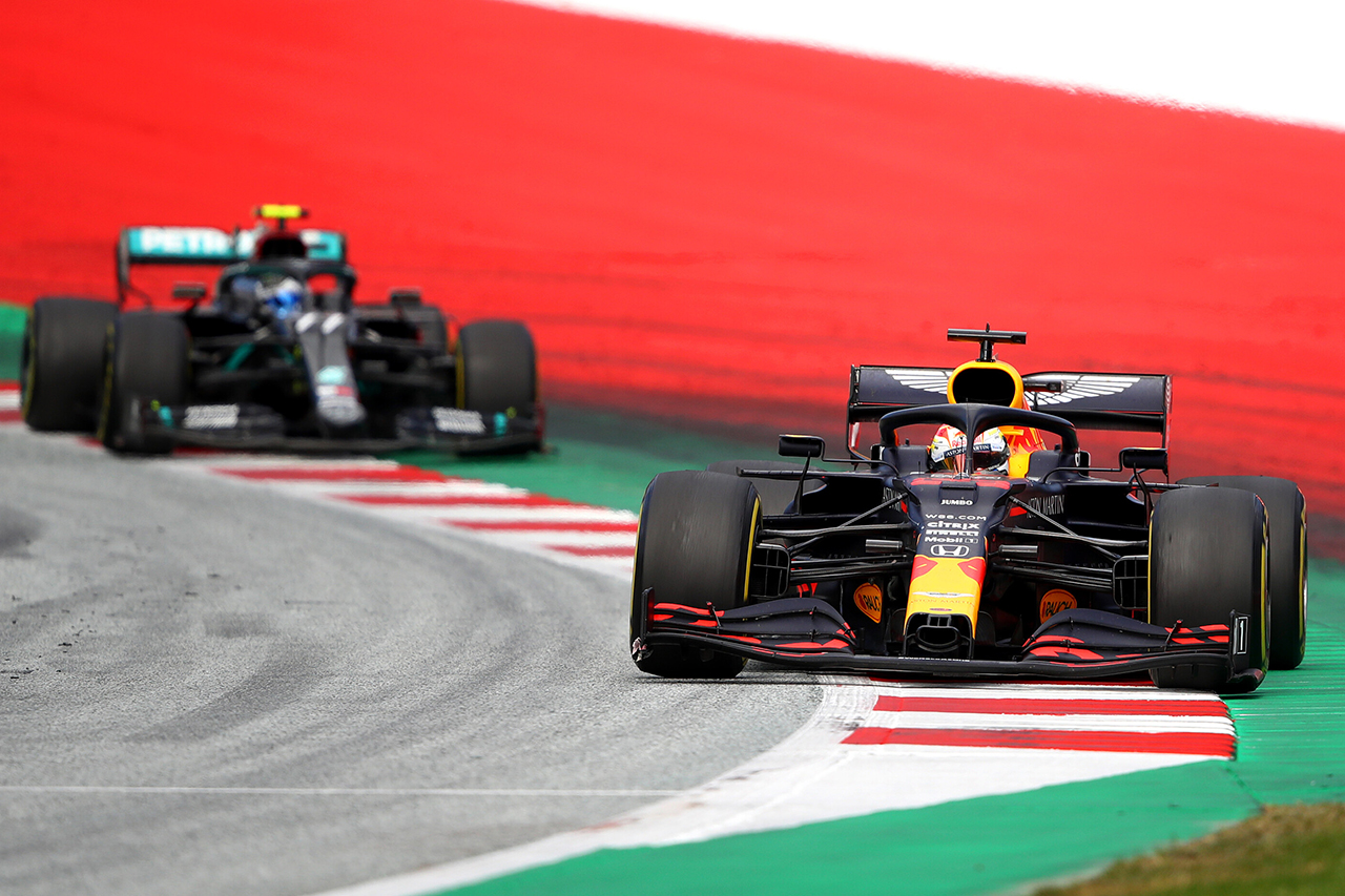 レッドブルF1 「ホンダのF1エンジンはメルセデスに対して劣っている」