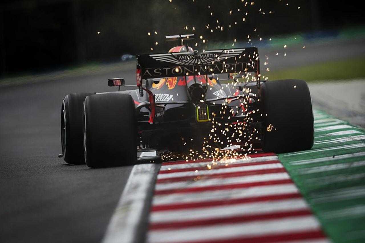 レッドブル・ホンダF1が困惑するRB16の予測不能な“空力的な誤作動”