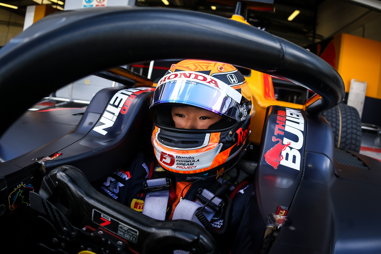 FIA-F2 イギリス大会1：ホンダF1育成の角田裕毅が3位表彰台を獲得