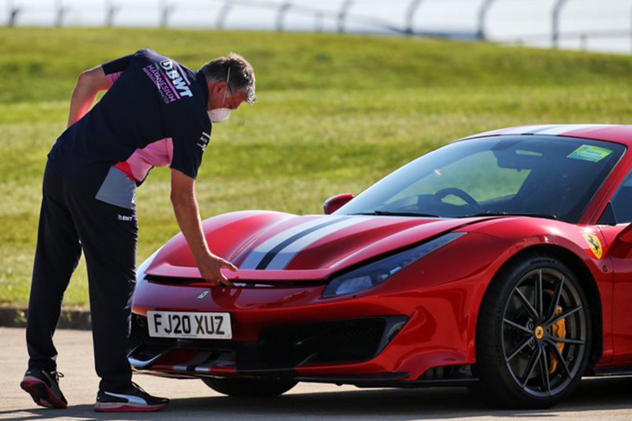 F1 Topic:ベッテル、レーシング・ポイントF1のチーム代表の車で移動