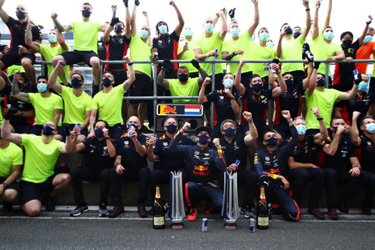 レッドブル・ホンダF1 「チーム全体の多大な努力で掴んだ優勝と5位」