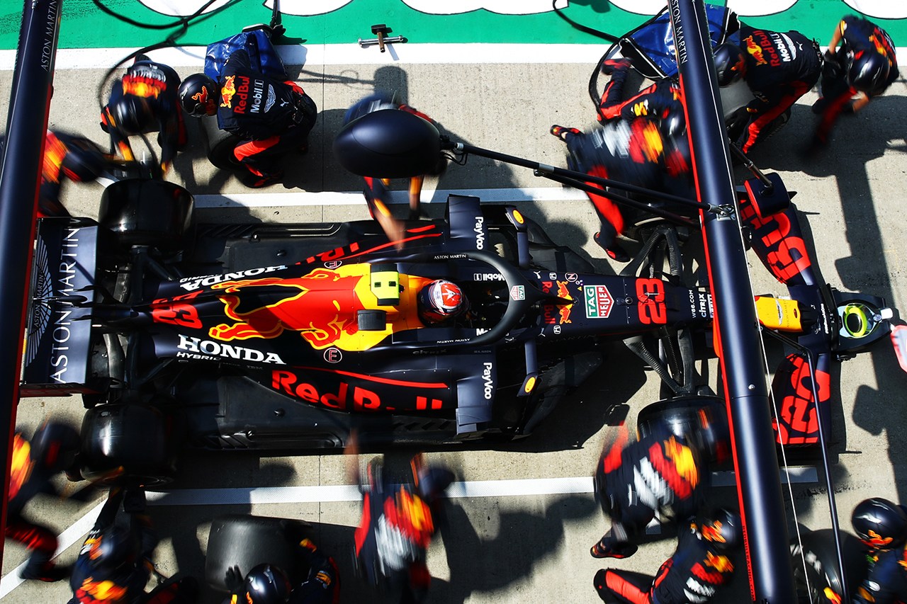 レッドブル・ホンダ RB16:暑さ対策に優れたボディワーク