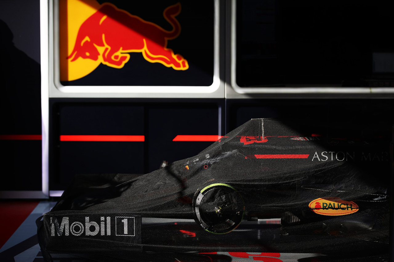 レッドブルF1 「ホンダのF1エンジンはルノーよりも優れている」