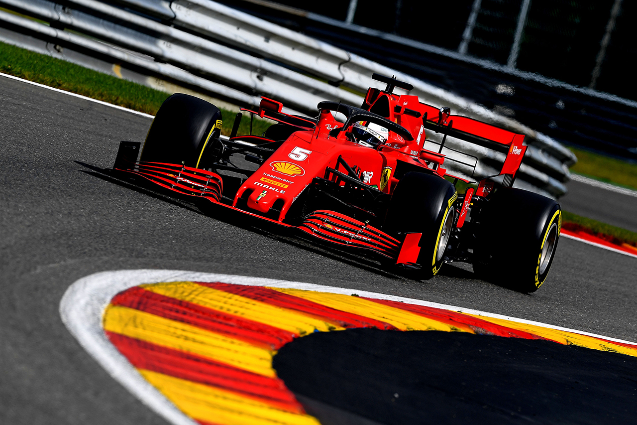 メルセデスF1代表、フェラーリの低迷は「特定のメンバーの責任」