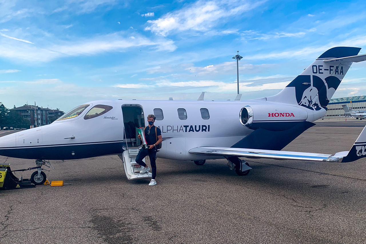 ホンダ、アルファタウリ・ホンダF1にHonda Jet Eliteをデリバリー