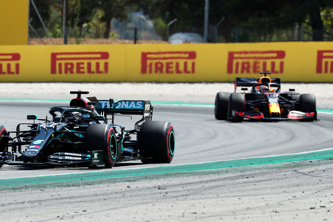 レッドブル・ホンダF1 「もうメルセデスに対して失うものは何もない」