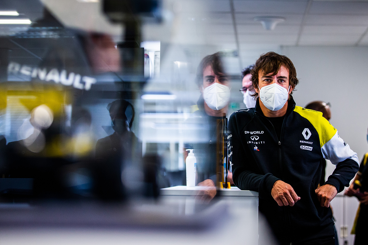ルノーF1、フェルナンド・アロンソの復帰にむけてプログラムを構築