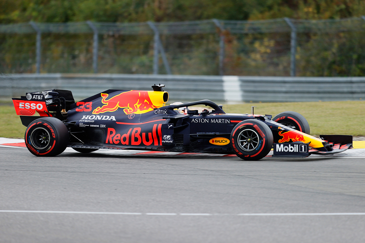 レッドブル・ホンダF1 レース分析:メルセデスとの埋まらない0.3秒差
