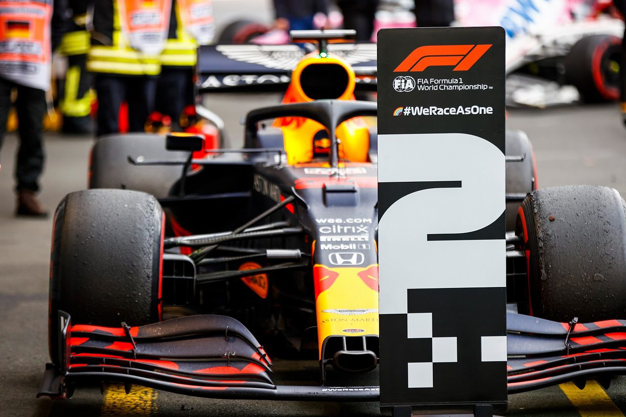 レッドブル・ホンダF1 「素晴らしい2位表彰台。メルセデスに少し近づいた」