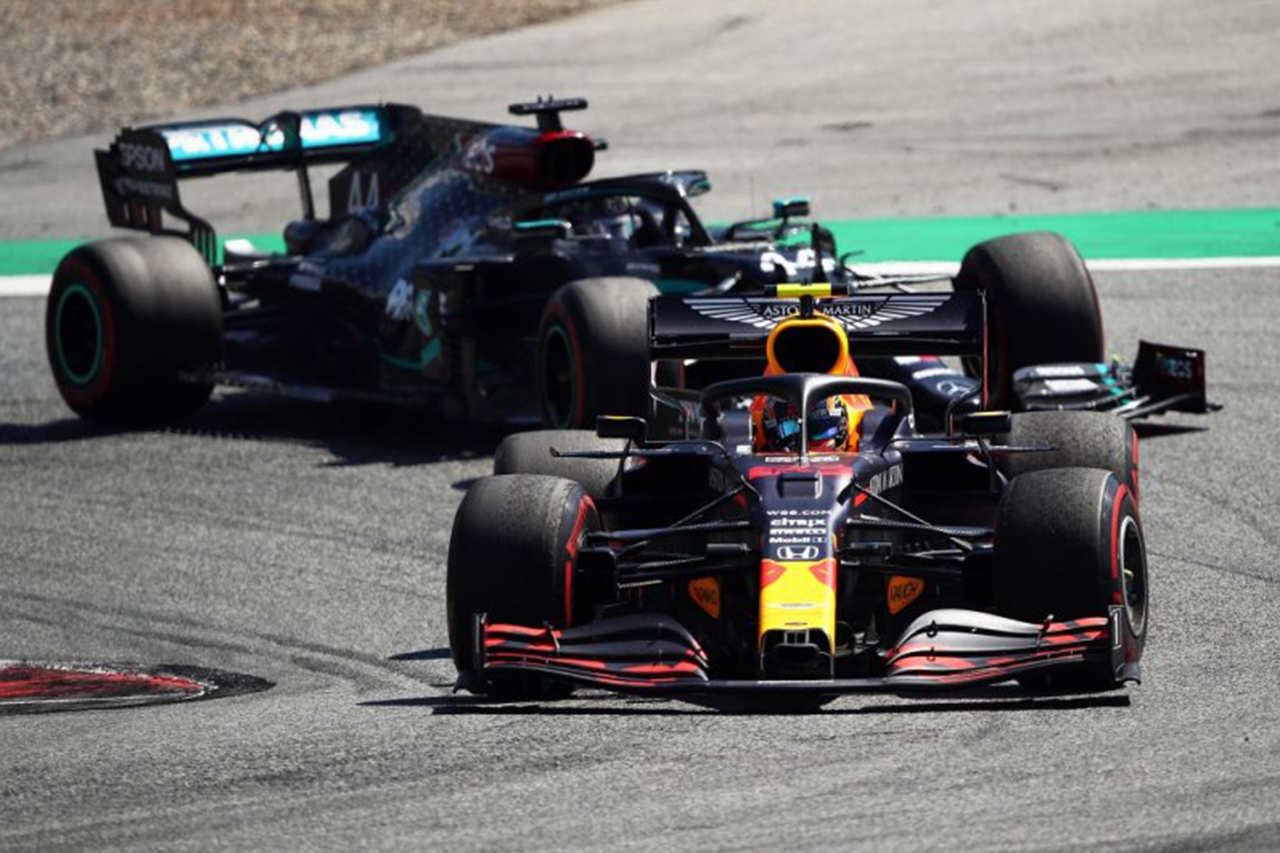メルセデスF1 「レッドブルにF1エンジンを供給してもメリットはない」