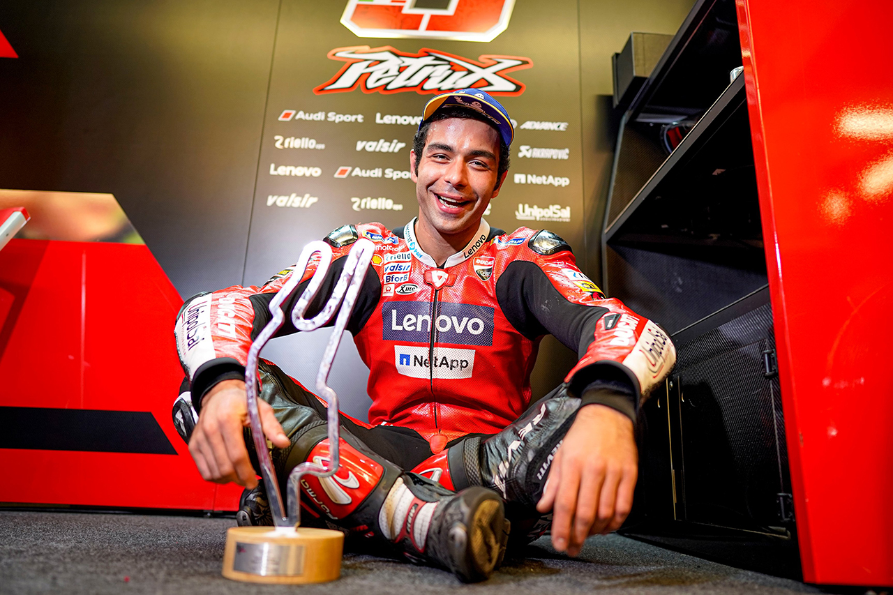 MotoGP 第10戦 結果:ペトルッチが今季初のウェットレースを制す