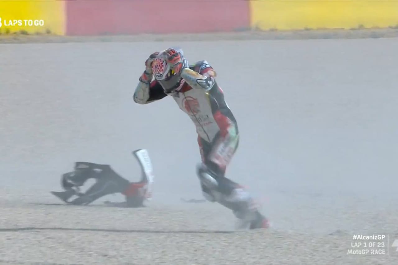 MotoGP：中上貴晶、無念の単独転倒で0周リタイア / テルエルGP