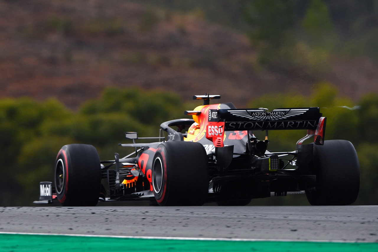 レッドブルF1 「ホンダF1エンジンの継続使用の最終期限は11月15日」
