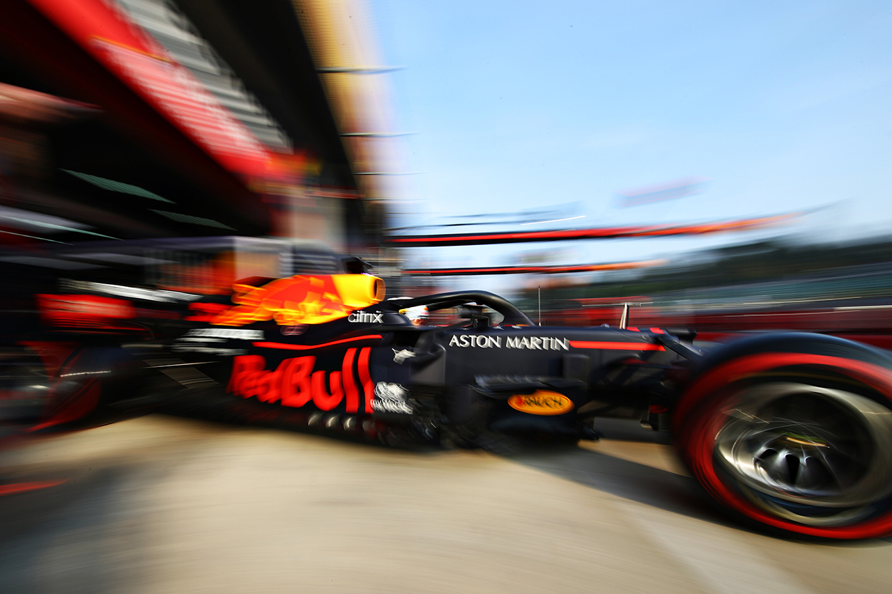 レッドブルF1代表 「フェルスタッペンの3番手はメカニックのおかげ」