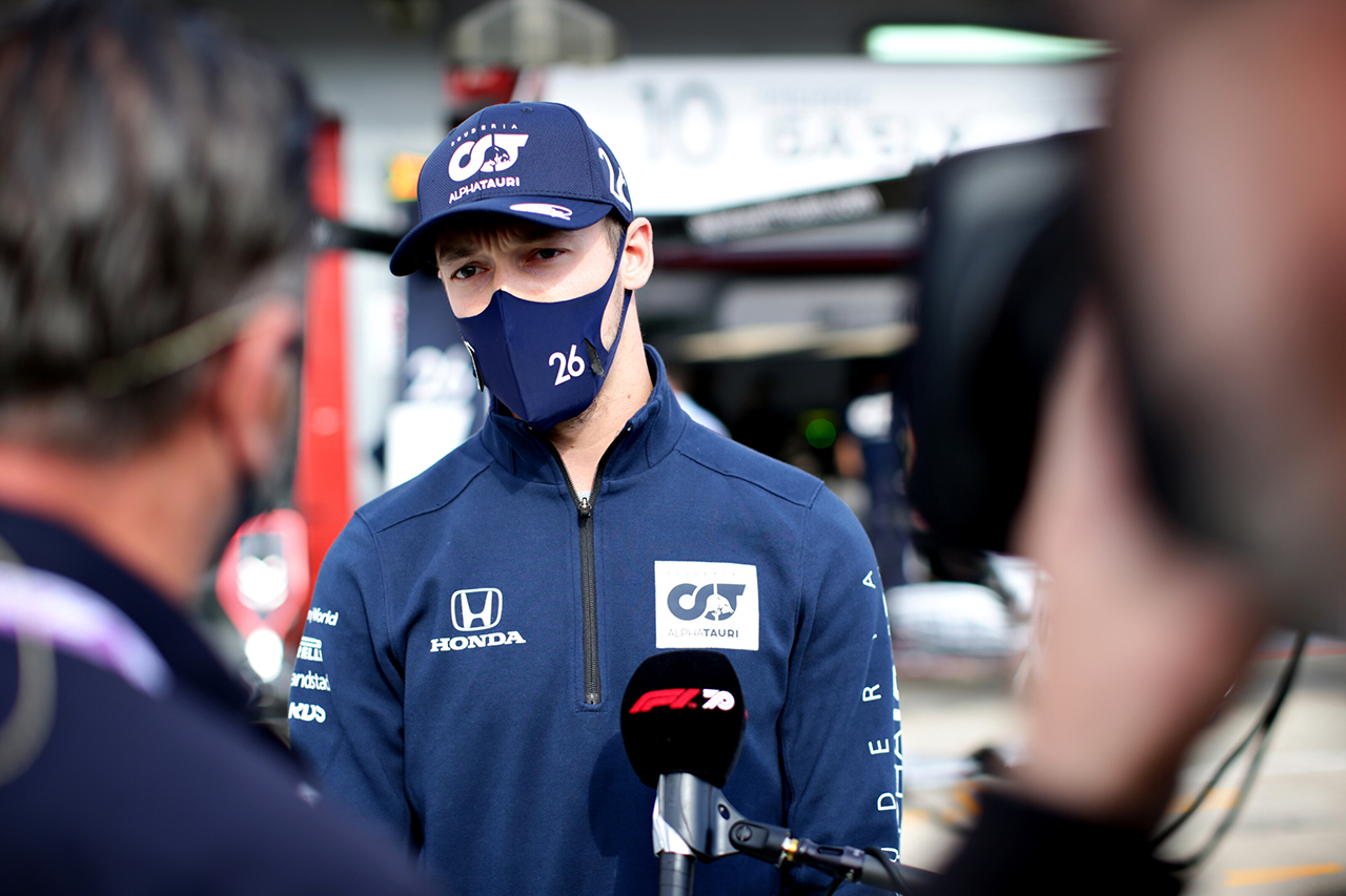 レッドブルF1首脳、アルボンには寛容も「クビアトの4位は助けにならない」