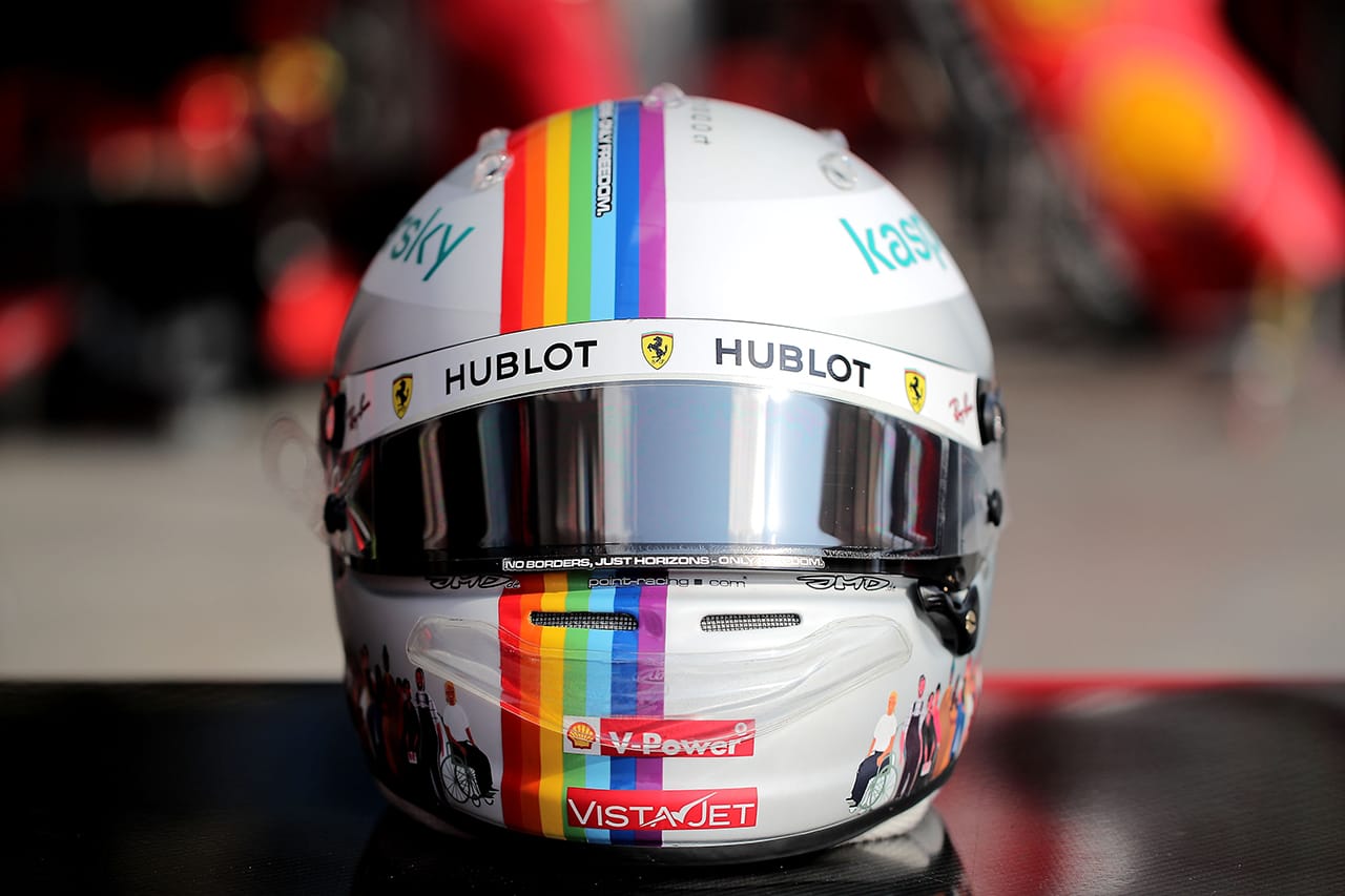 セバスチャン・ベッテル F1トルコGP スペシャルヘルメット
