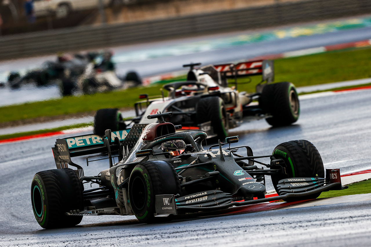 F1レースディレクター、路面を再舗装したF1トルコGPの主催者を擁護