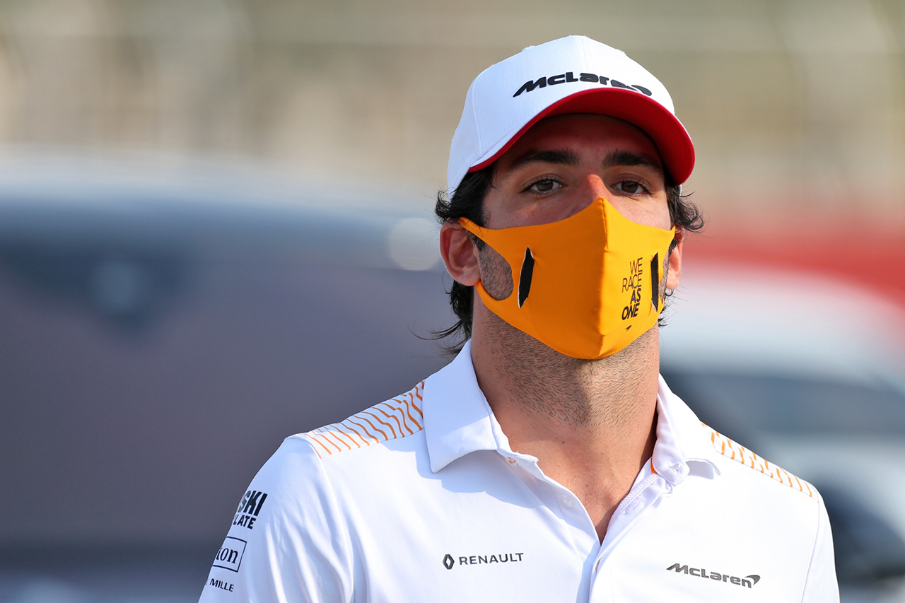 カルロス・サインツ 「F1アブダビテストで是非ともフェラーリを走らせたい」