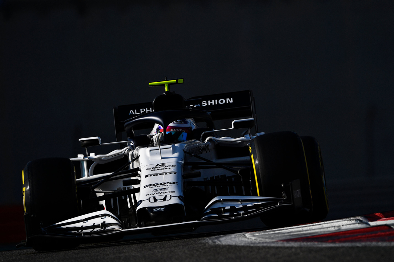 F1アブダビテスト 経過(午前):角田裕毅6番手、アロンソがトップ