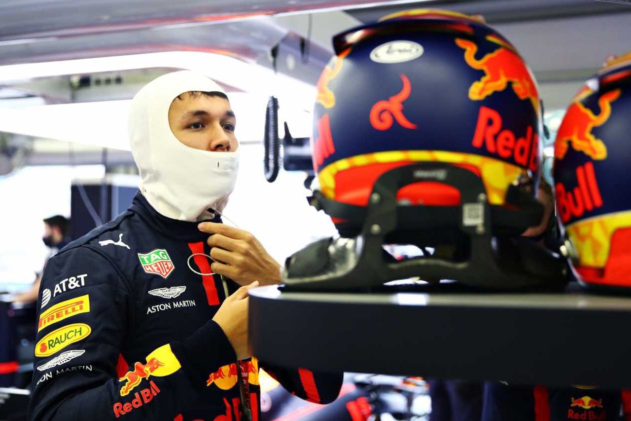 レッドブルF1代表 「アレクサンダー・アルボンへの信頼は変わらない」
