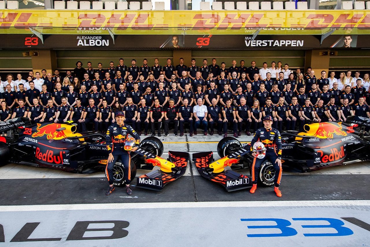 レッドブル、F1との契約延長は3年のみ「未来がどうなるか待つ必要がある」