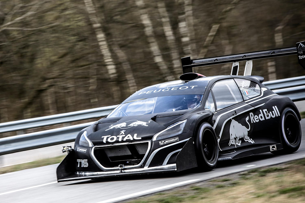セバスチャン・ローブ 「208 T16パイクスピークは“ロケット”だ」