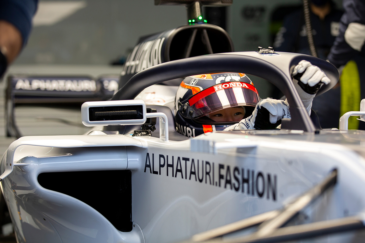 角田裕毅、アルファタウリ・ホンダF1の旧型マシンでさらにテスト