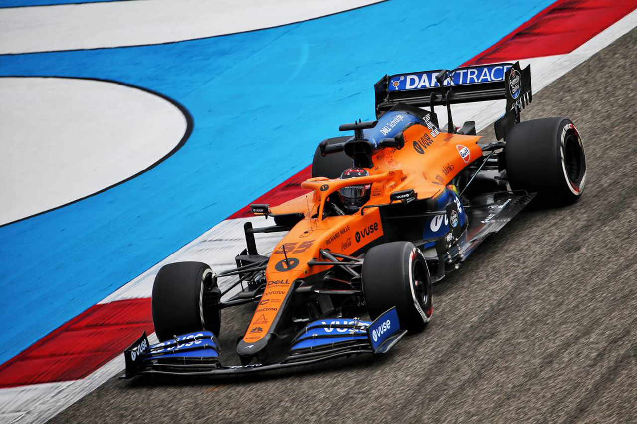 マクラーレンF1、MCL35Mでは風に敏感な弱点の解決に焦点