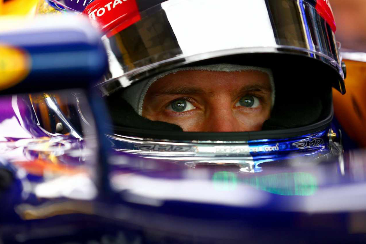 ベッテル 「アストンマーティンF1とレッドブルへの移籍は比較できない」
