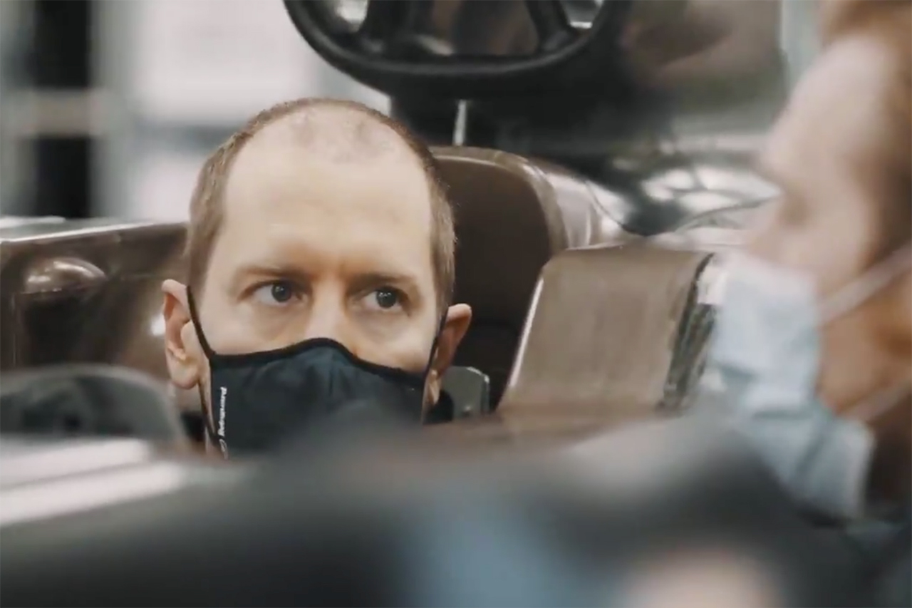 F1:セバスチャン・ベッテル、シート合わせ映像でヘアスタイルが話題