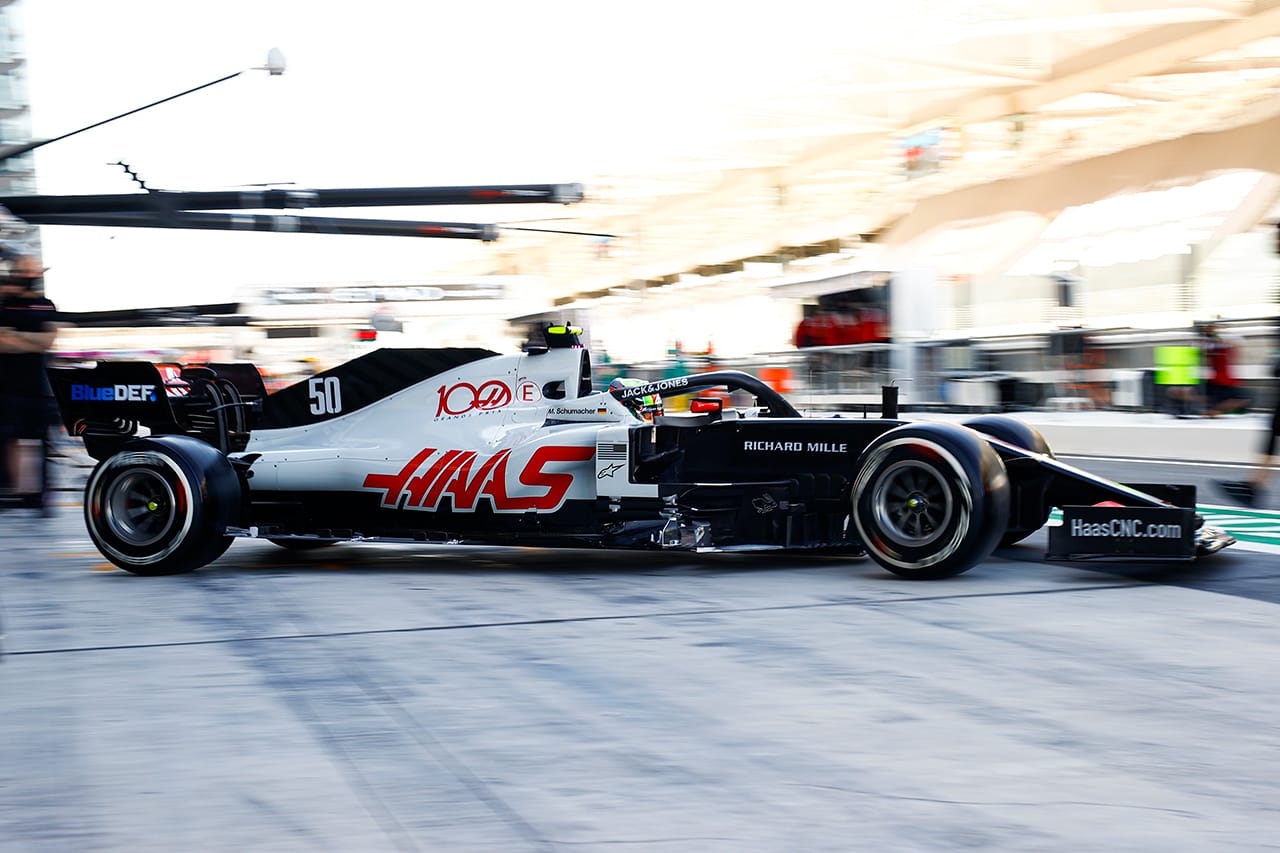 ハースF1、VF-21のパーツは完成もエンジンをインストールできず