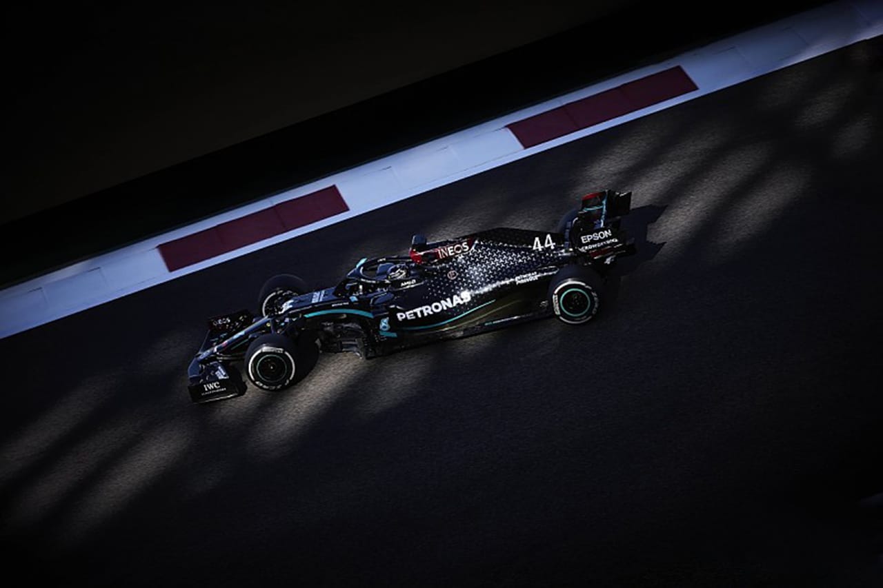メルセデスF1、2021年F1マシン『W12』を3月2日に発表
