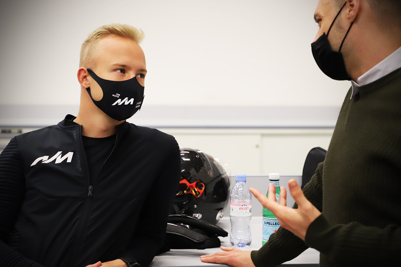 アルファタウリF1代表、ニキータ・マゼピンのF1での成功を疑問視