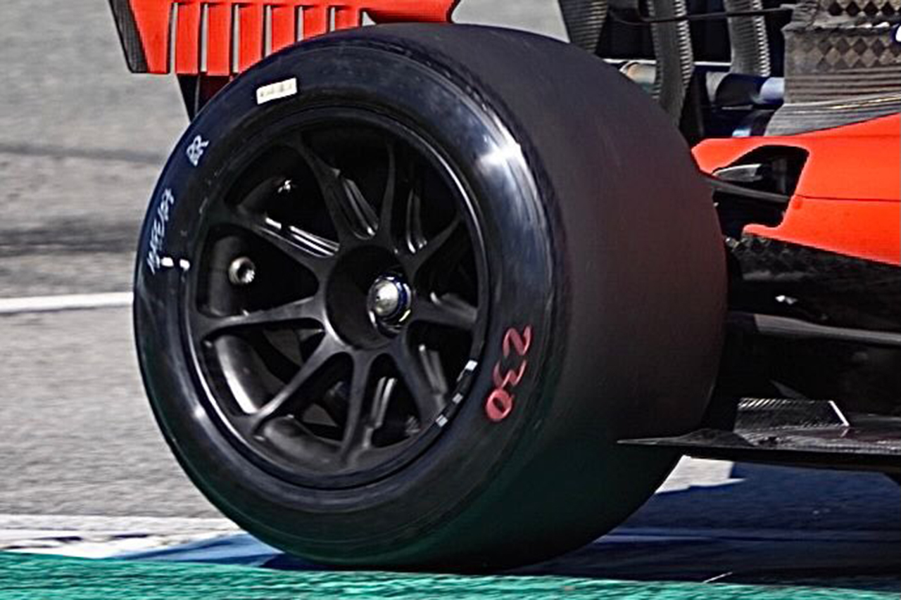 フェラーリF1、18インチタイヤの2日間のテストで195周を走破