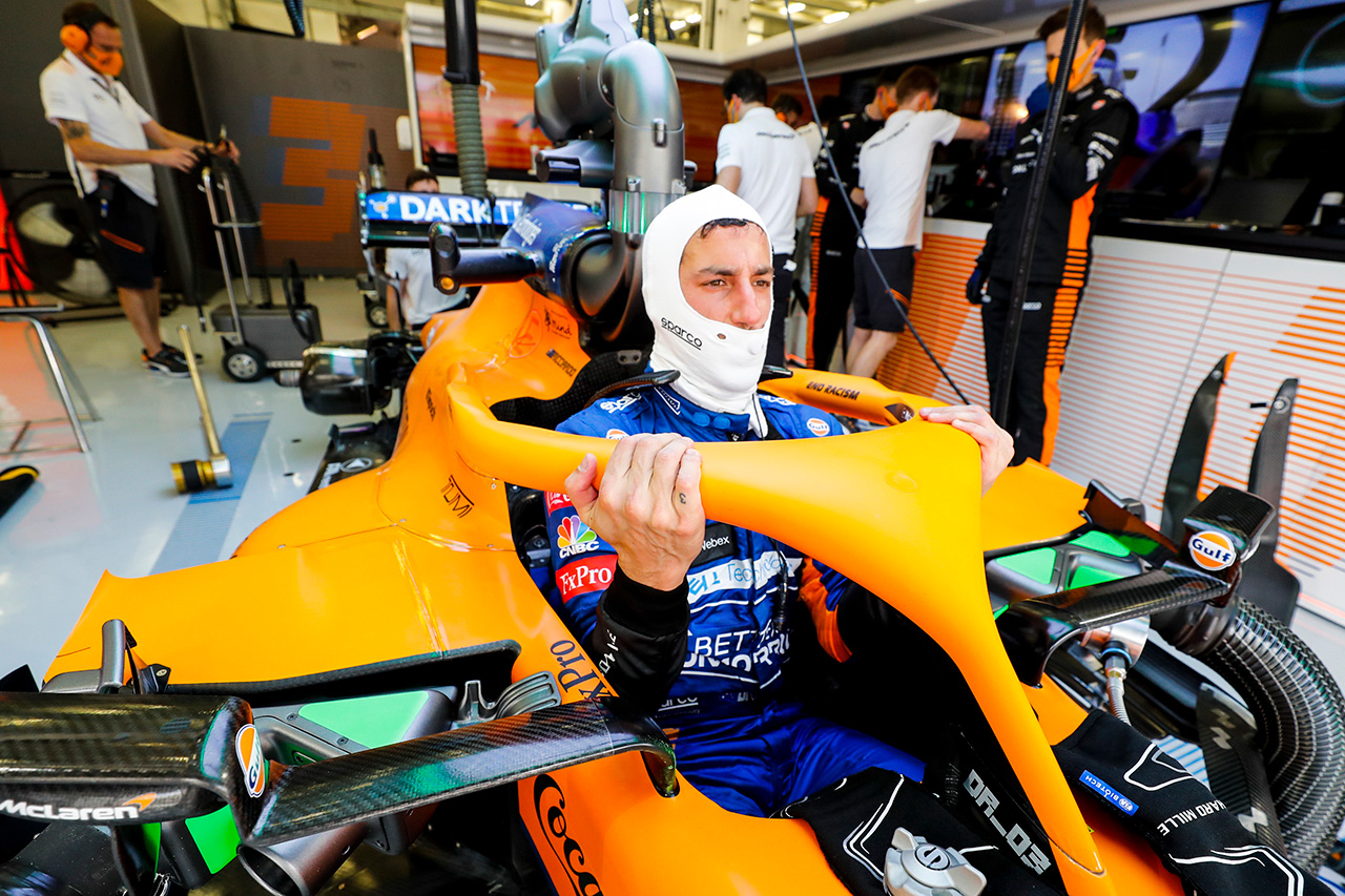 マクラーレンF1のダニエル・リカルド 「これ以上求められない初日」