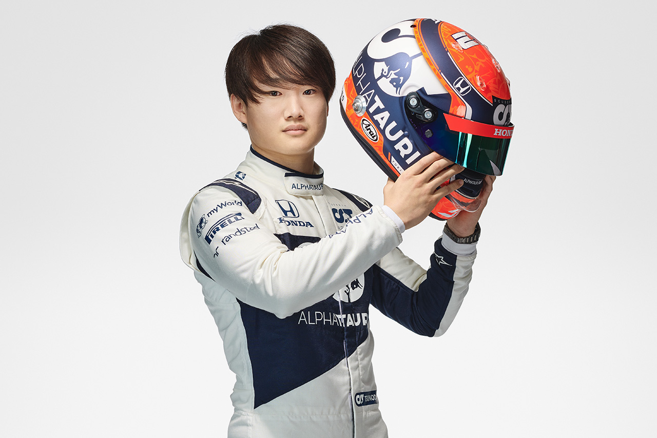 角田裕毅 2021年 F1ヘルメット (アルファタウリ・ホンダF1)