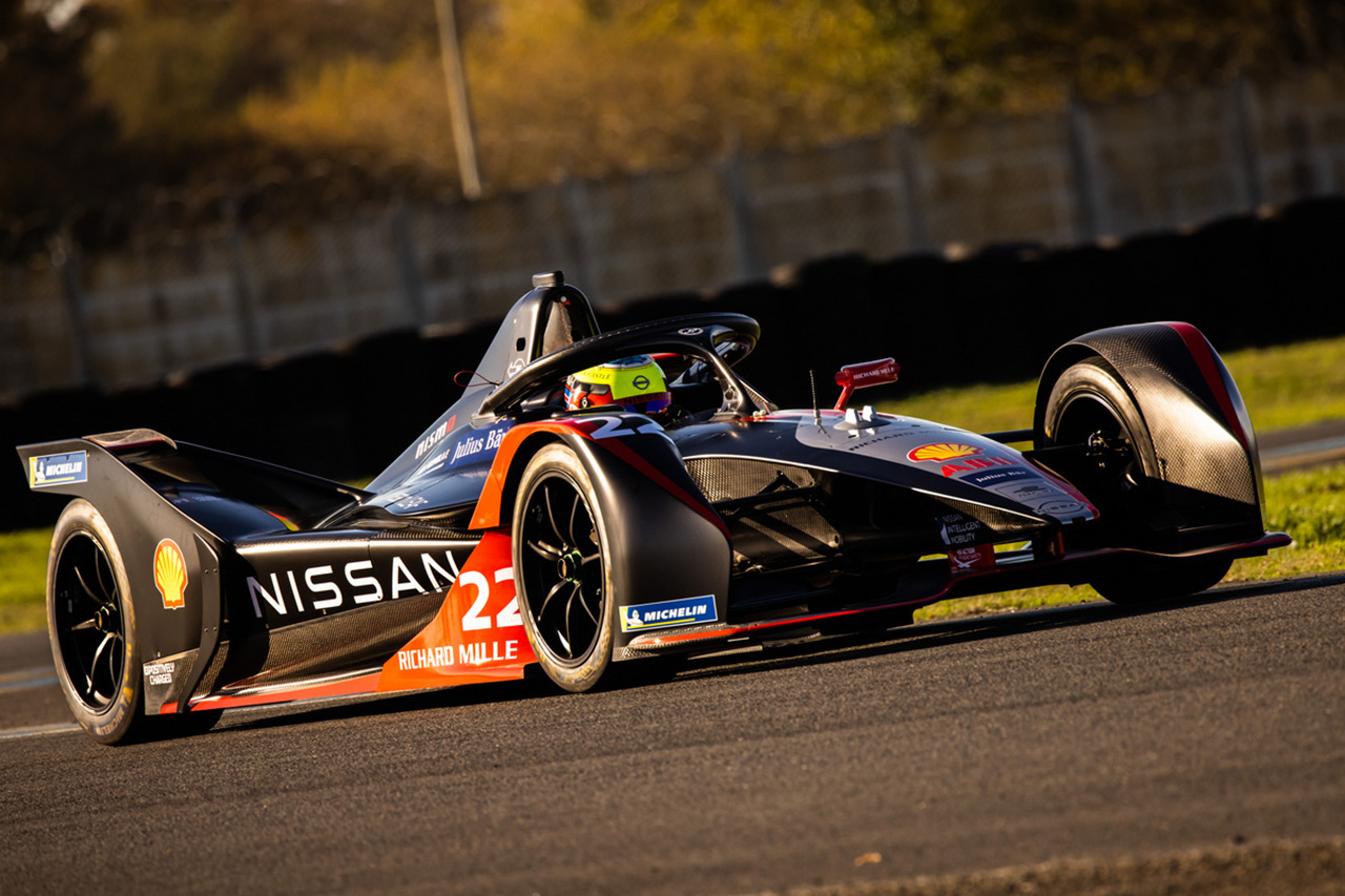 日産、フォーミュラEへの2026年までの長期参戦を発表