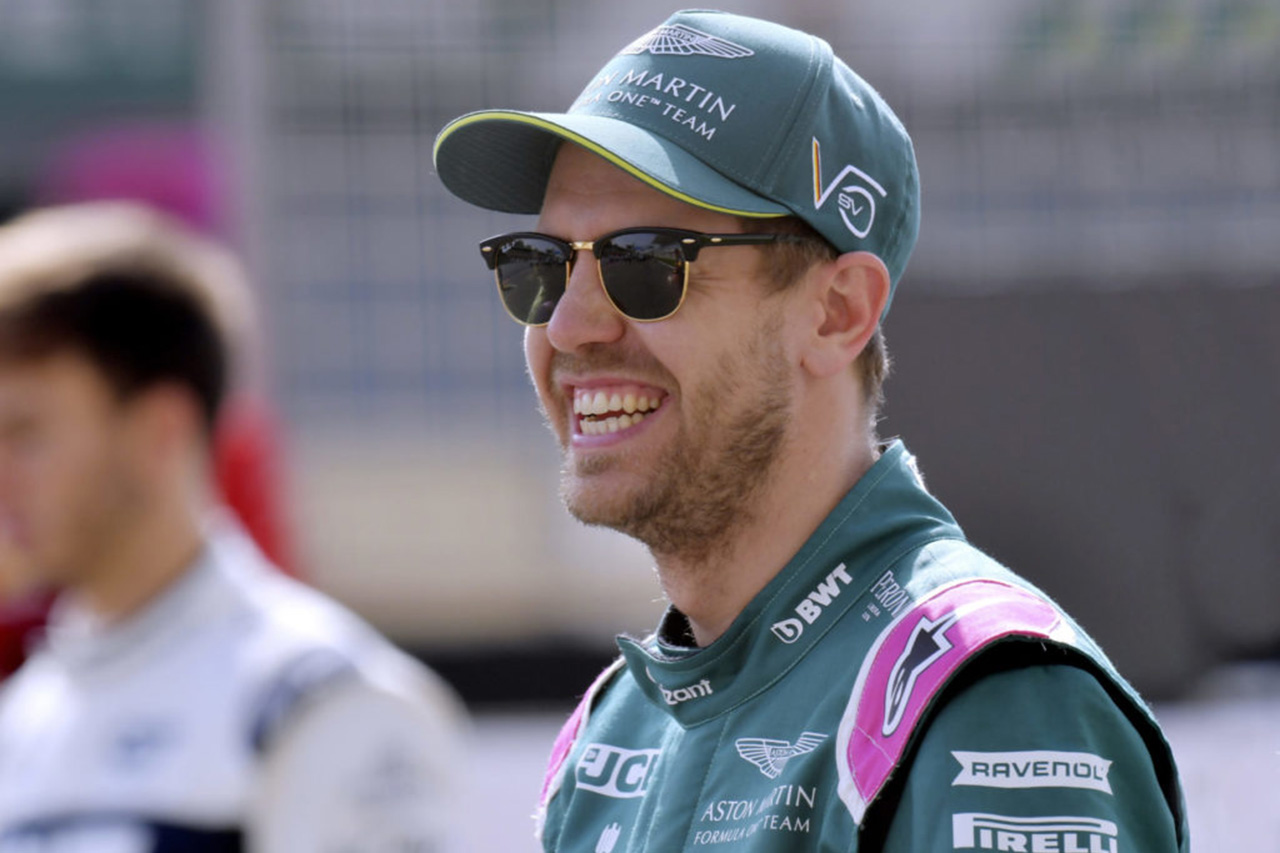 セバスチャン・ベッテル、5回目のF1タイトル挑戦へロゴを自らデザイン