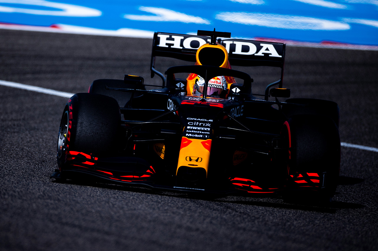 F1バーレーンGP フリー走行2回目：レッドブルF1のフェルスタッペンがトップ