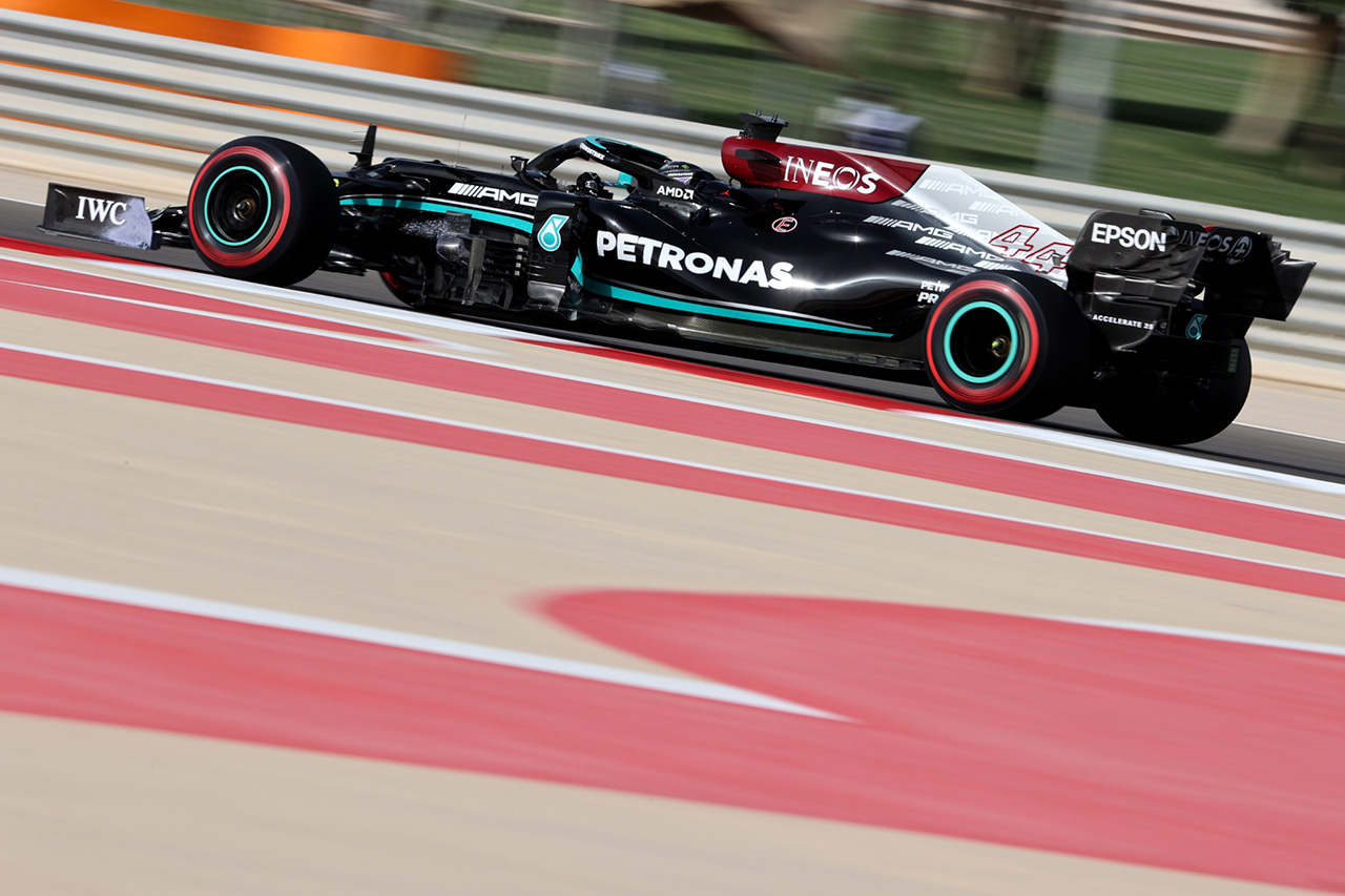 メルセデスF1 「レッドブル型のハイレーキへの切り替えは物理的に不可能」