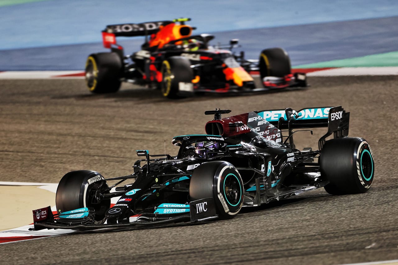 F1レースディレクター、ハミルトンの“29回トラックリミット超過”許容を説明