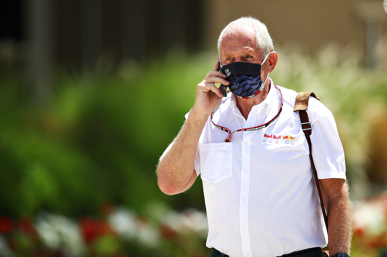 レッドブルF1、規則変更に苦戦のメルセデスに同情せず「適応が必要」