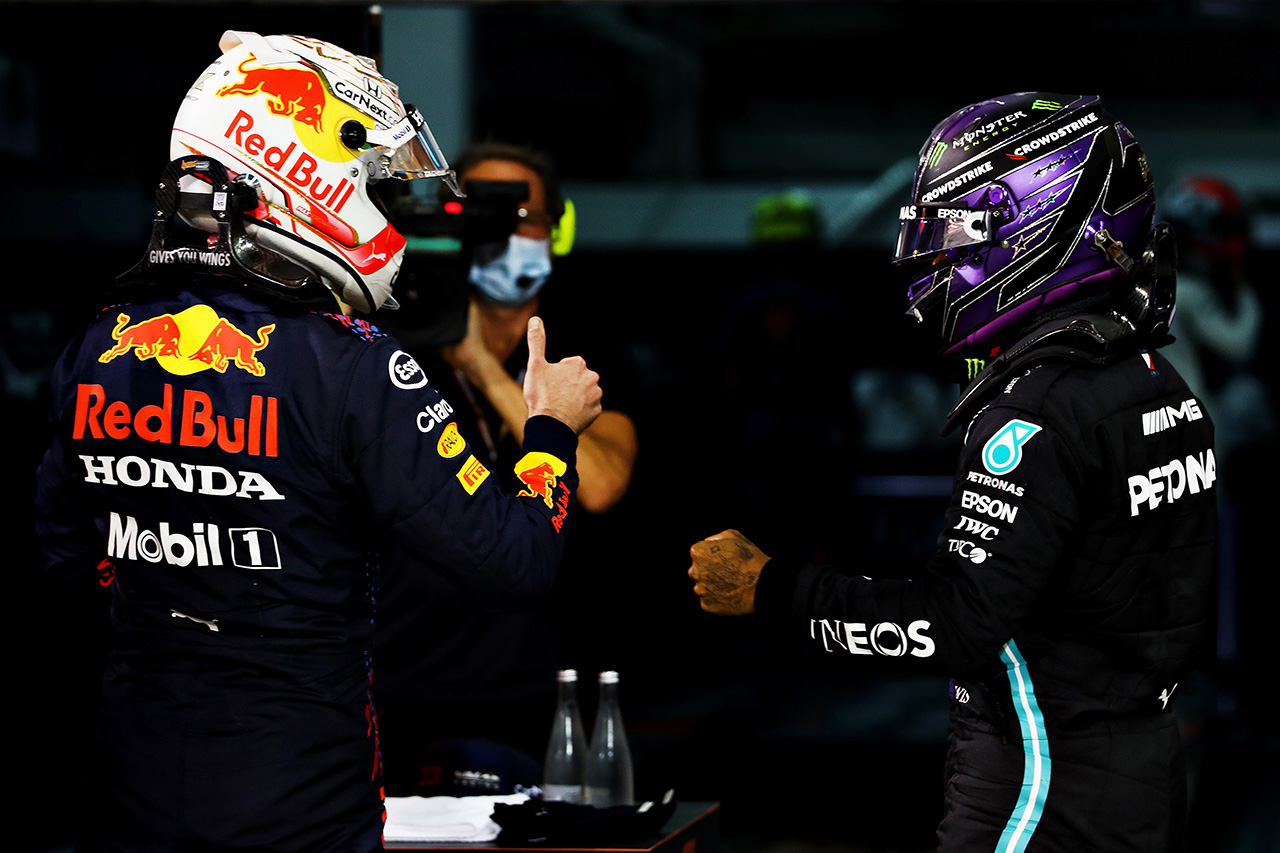 レッドブルF1幹部 「フェルスタッペンとハミルトンは独自のクラスにいる」